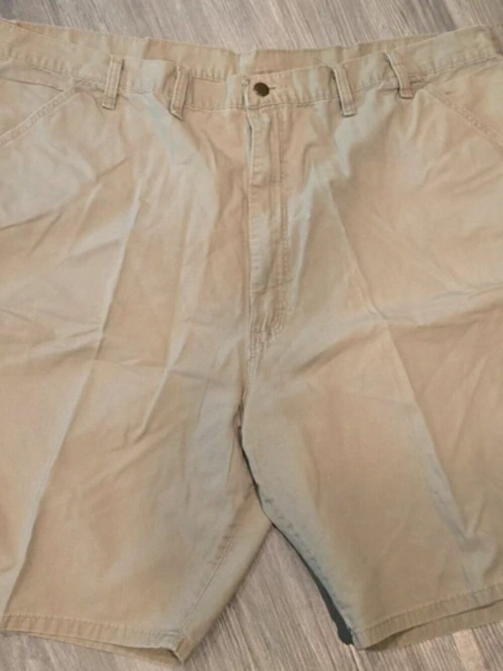 Mens WRANGLER khaki carpenter shorts Sz 46 waist